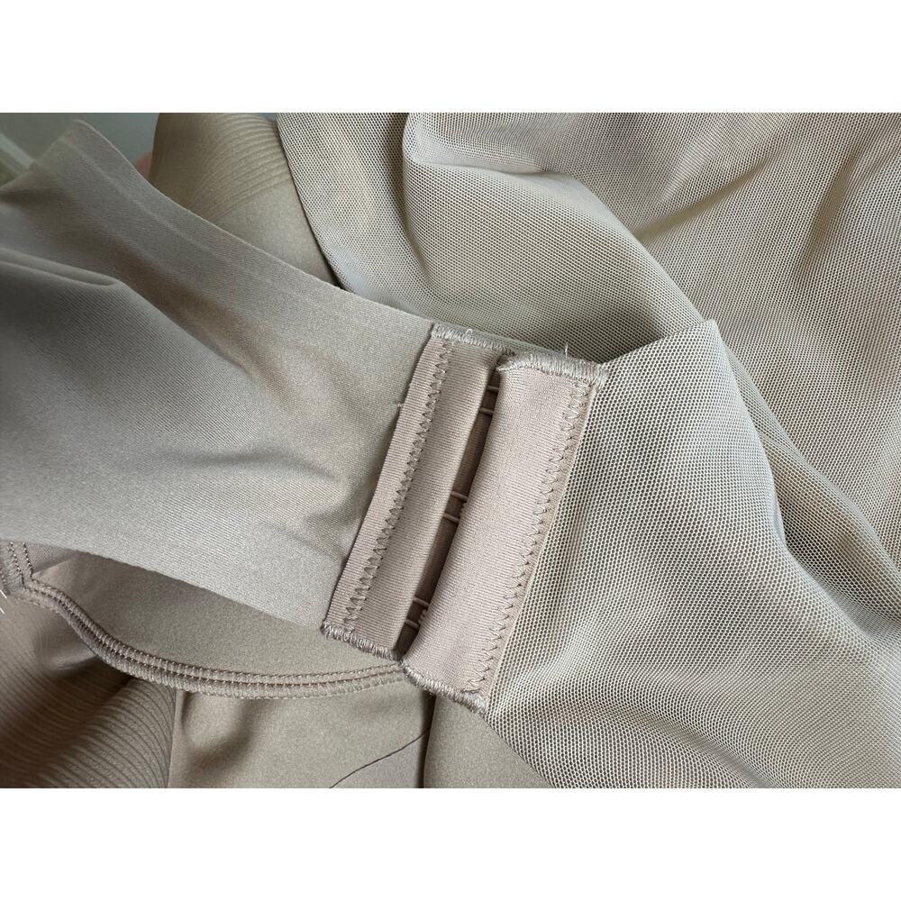 Honeylove LiftWear Tank Bodysuit S Beige Sculpt Shapewear Built In Bra NWT - Picture 6 of 13